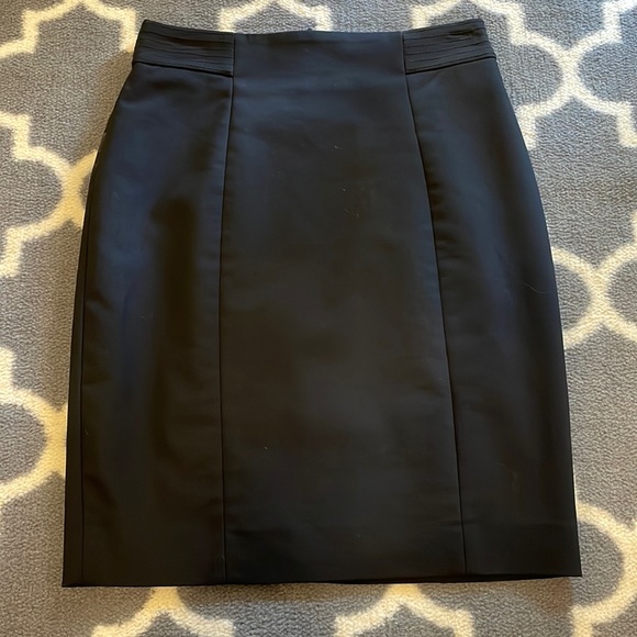 H&M black pencil skirt - Picture 1 of 6